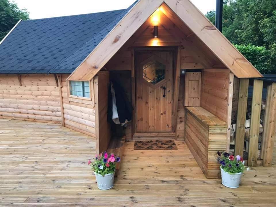 The Hive - Unique Log Cabin With Wood Burning Stove Ludchurch Zewnętrze zdjęcie